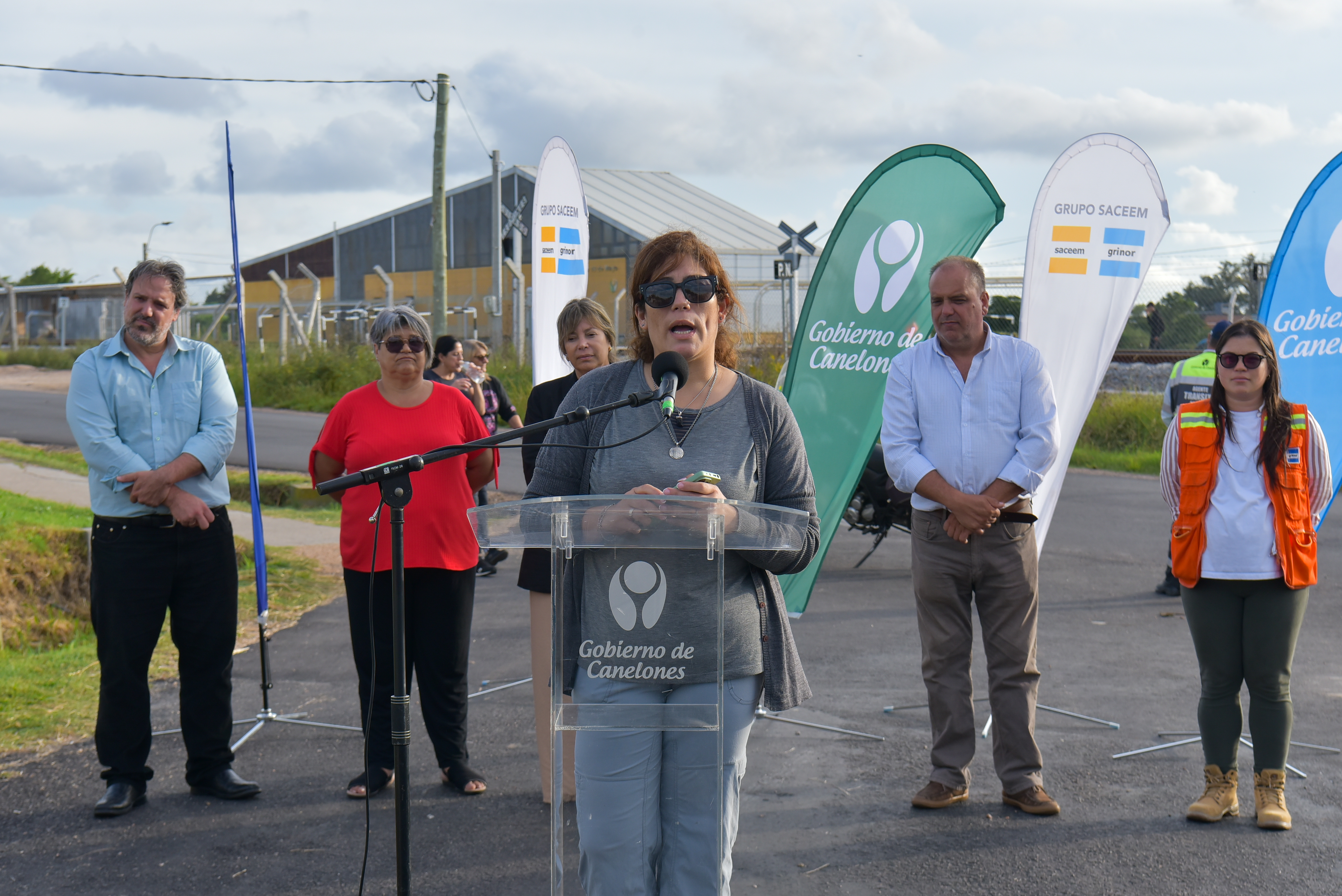 Inauguración de obras de infraestructura vial e hidráulica en el barrio San Francisco del Municipio 18 de Mayo