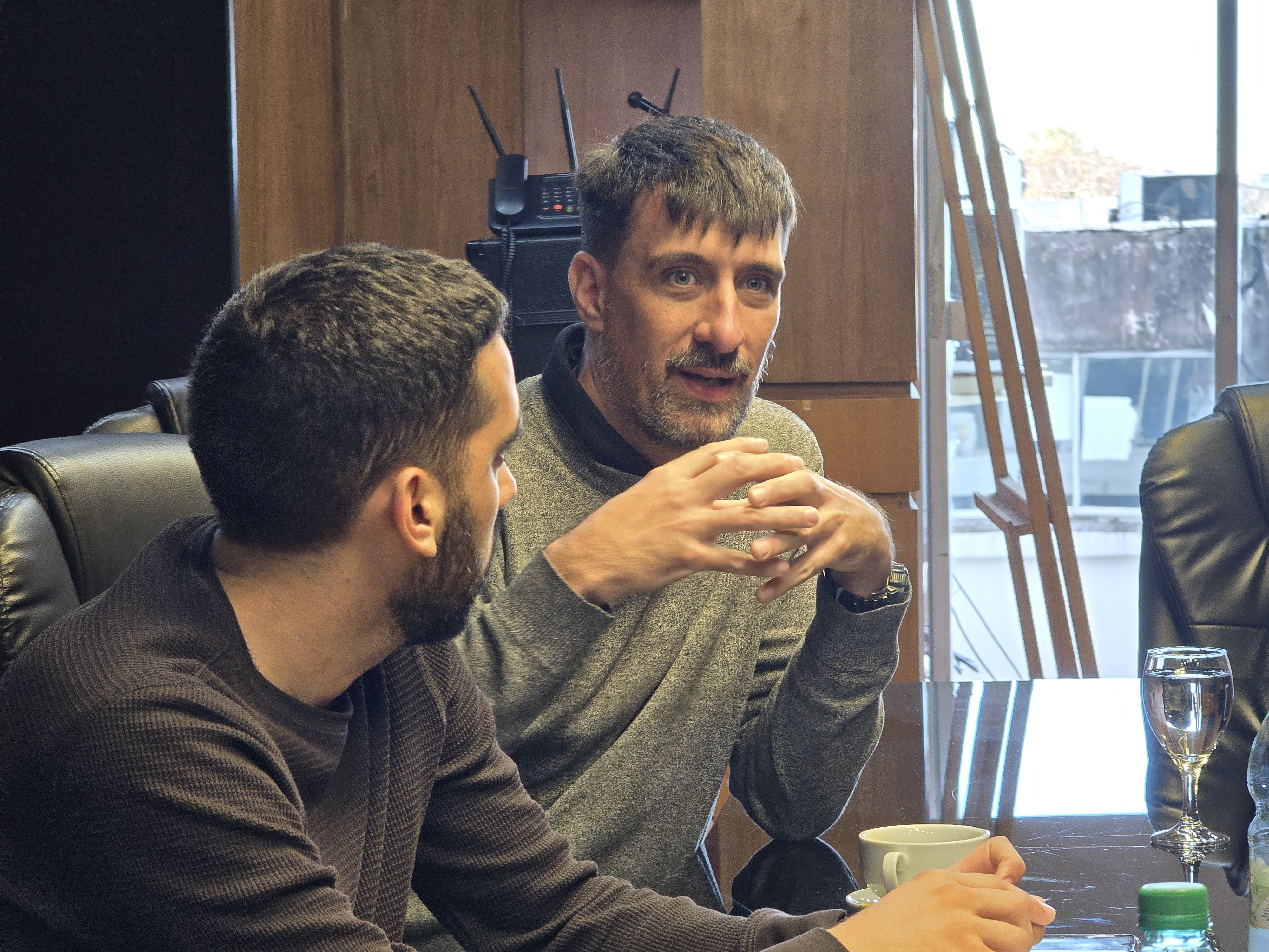 Intendenta recibió a representantes de Movimiento Tacurú para trabajar en proyecto con jóvenes en situación de calle