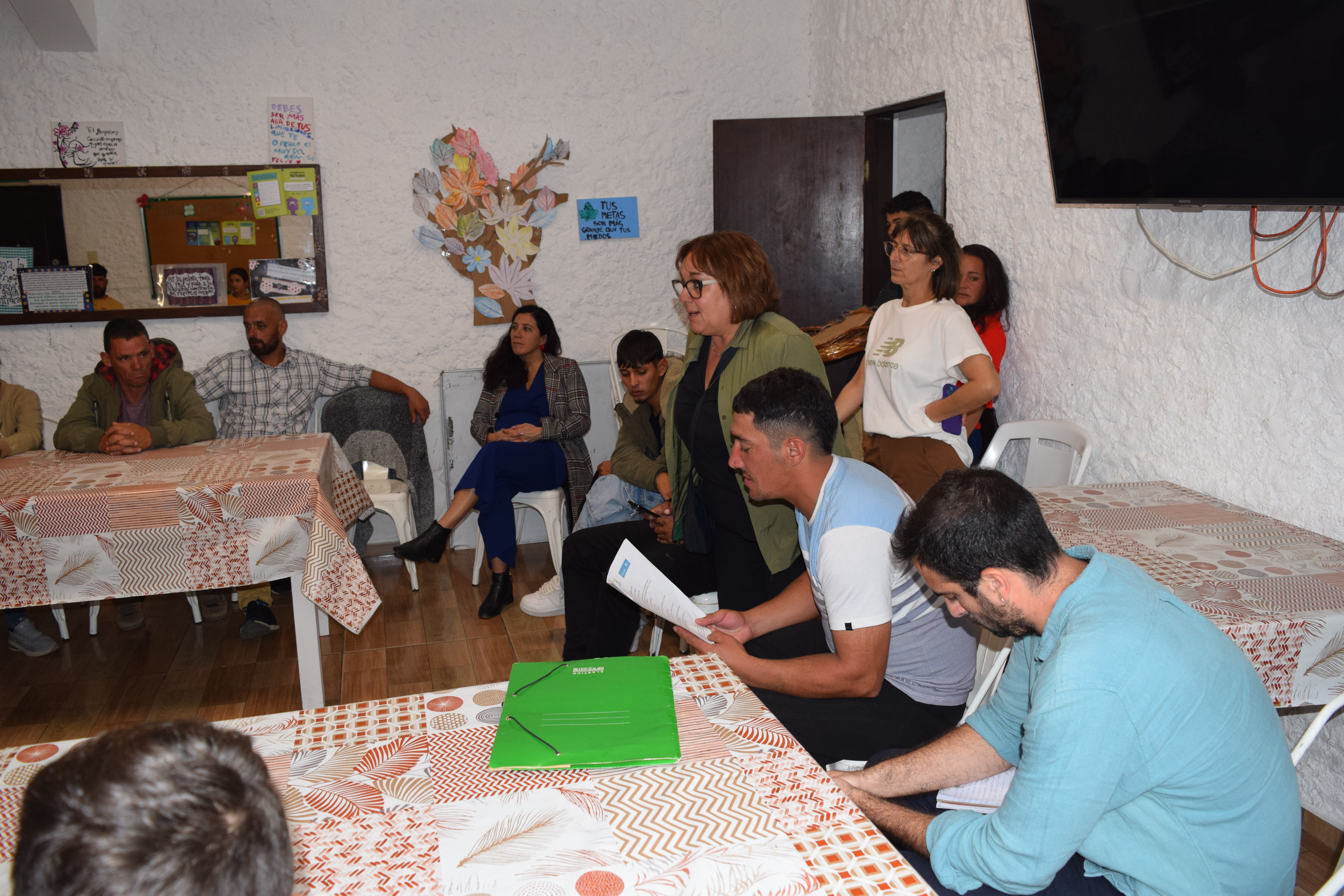 Autoridades visitaron el centro La Otra Esquina en Las Piedras