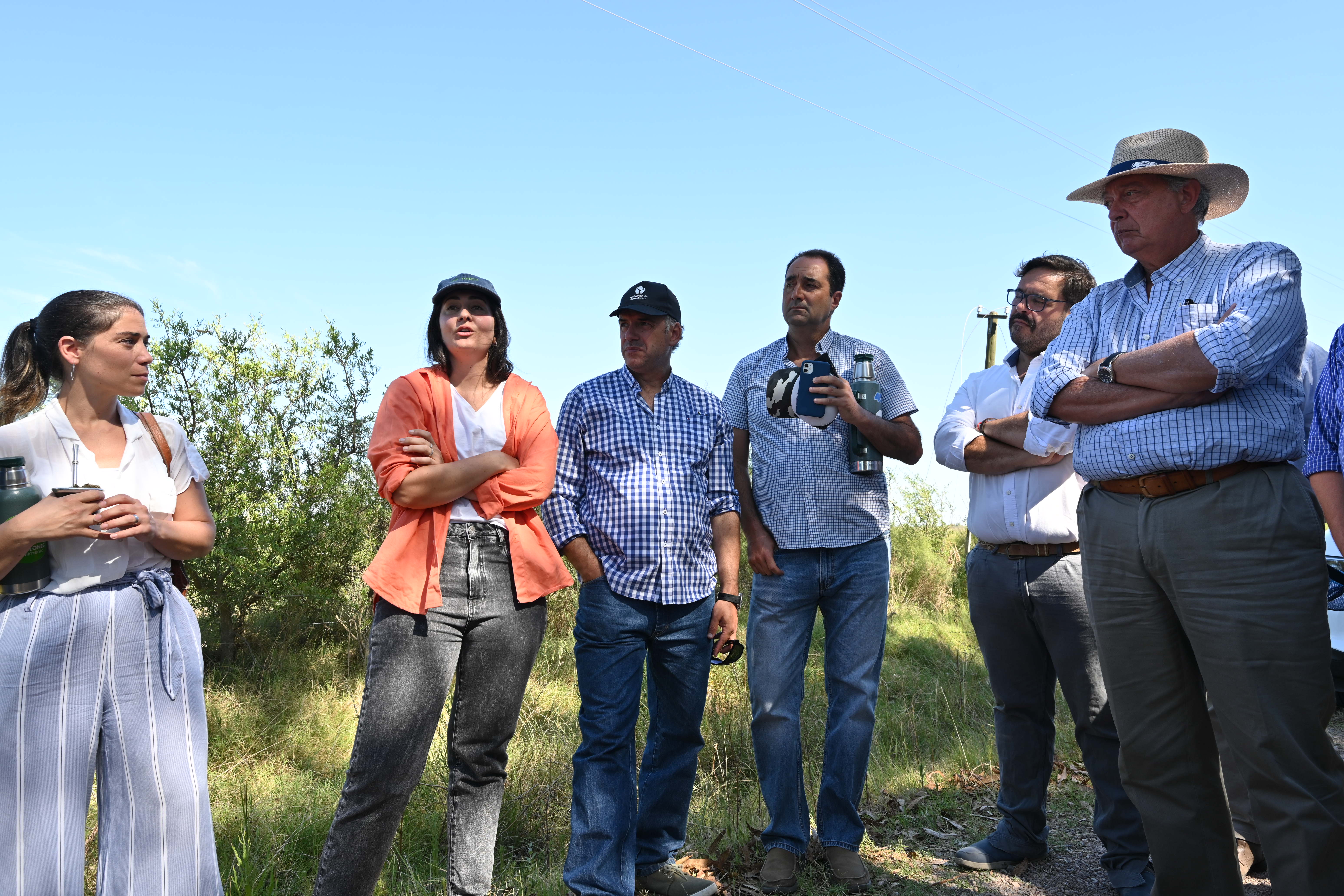 Intendente Orsi junto a autoridades nacionales y departamentales recorrieron el noreste y santoral canario evaluando el déficit hídrico Intendente Orsi junto a autoridades nacionales y departamentales recorrieron el noreste y santoral canario evaluando el déficit hídrico