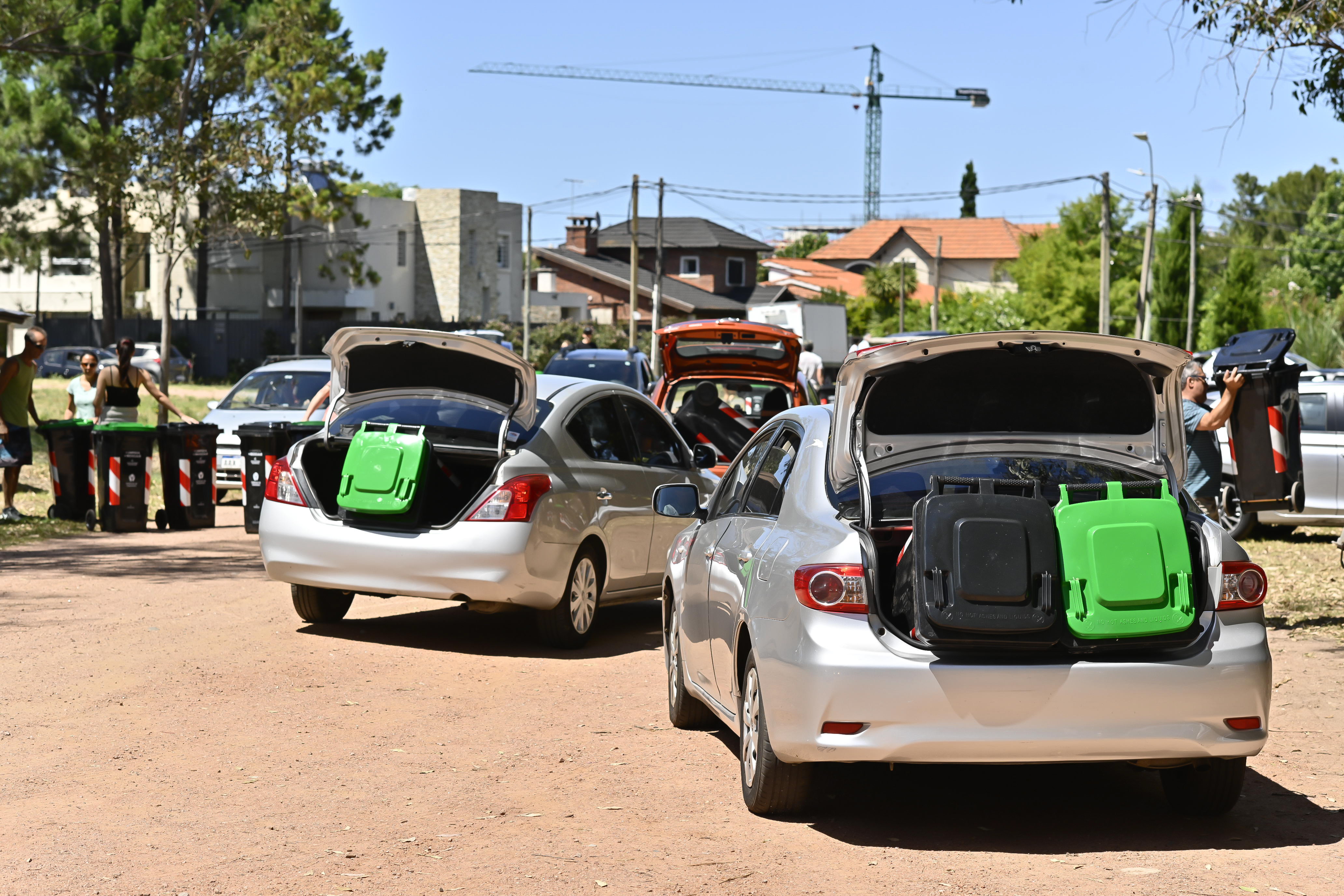 Gestión Ambiental entregó equipamiento para reciclaje domiciliario en Barra de Carrasco Gestión Ambiental entregó equipamiento para reciclaje domiciliario en Barra de Carrasco