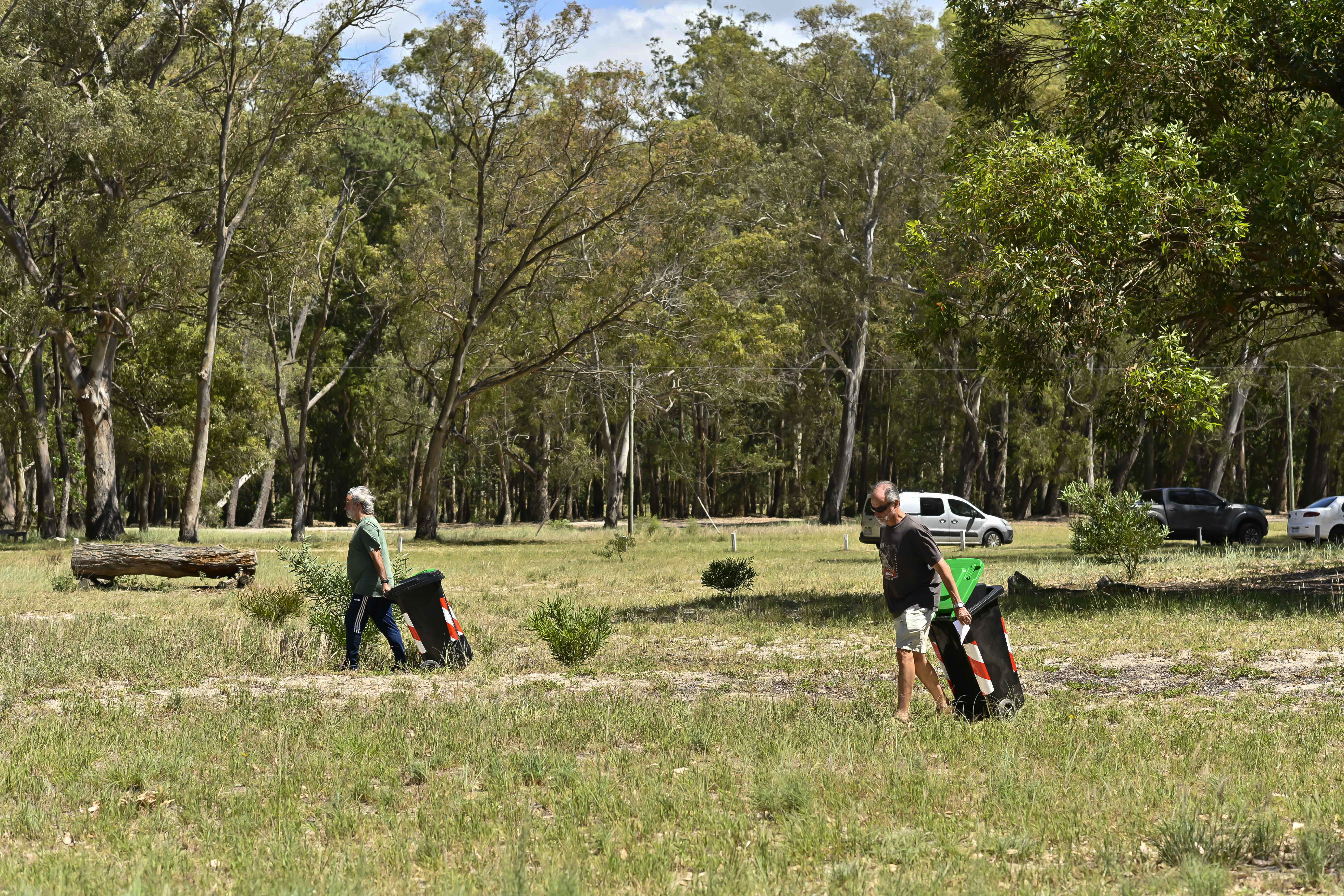 Gestión Ambiental entregó equipamiento para reciclaje domiciliario en Barra de Carrasco Gestión Ambiental entregó equipamiento para reciclaje domiciliario en Barra de Carrasco