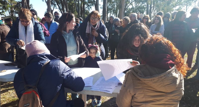 Experiencia piloto de entrega de composteras y equipamiento de reciclaje a hogares de Solymar Sur Experiencia piloto de entrega de composteras y equipamiento de reciclaje a hogares de Solymar Sur