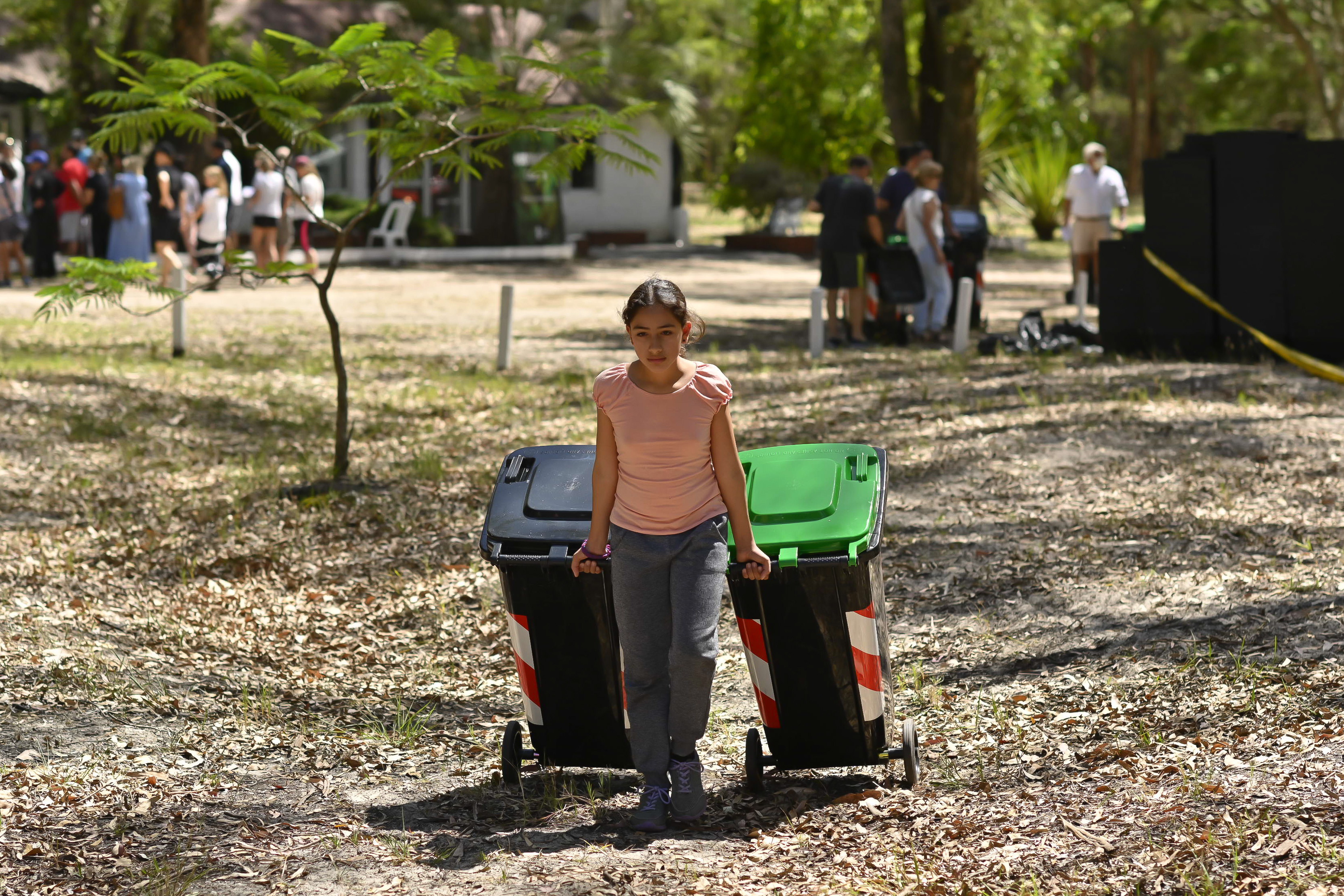 Gestión Ambiental entregó equipamiento para reciclaje domiciliario en Barra de Carrasco Gestión Ambiental entregó equipamiento para reciclaje domiciliario en Barra de Carrasco