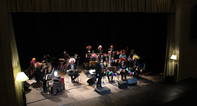 Más de 300 niños participaron del concierto didáctico Instrumentos en Familia de la Orquesta Departamental de Canelones Más de 300 niños participaron del concierto didáctico Instrumentos en Familia de la Orquesta Departamental de Canelones
