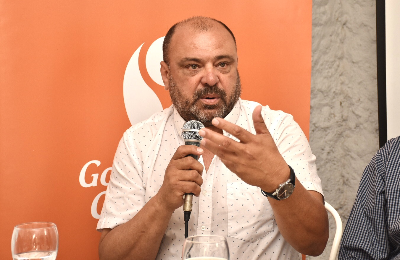Adjunto de la Secretaria Nacional de Drogas, Dardo Rodríguez, en la firma de convenio entre Intendencia y Junta Nacional de Drogas Adjunto de la Secretaria Nacional de Drogas, Dardo Rodríguez, en la firma de convenio entre Intendencia y Junta Nacional de Drogas