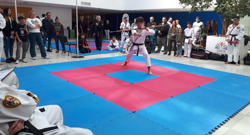 Con grán éxito, la academia de artes marciales ATA Uruguay celebró un torneo de cinturones negros en el Centro Civico Costa Urbana Con grán éxito, la academia de artes marciales ATA Uruguay celebró un torneo de cinturones negros en el Centro Civico Costa Urbana