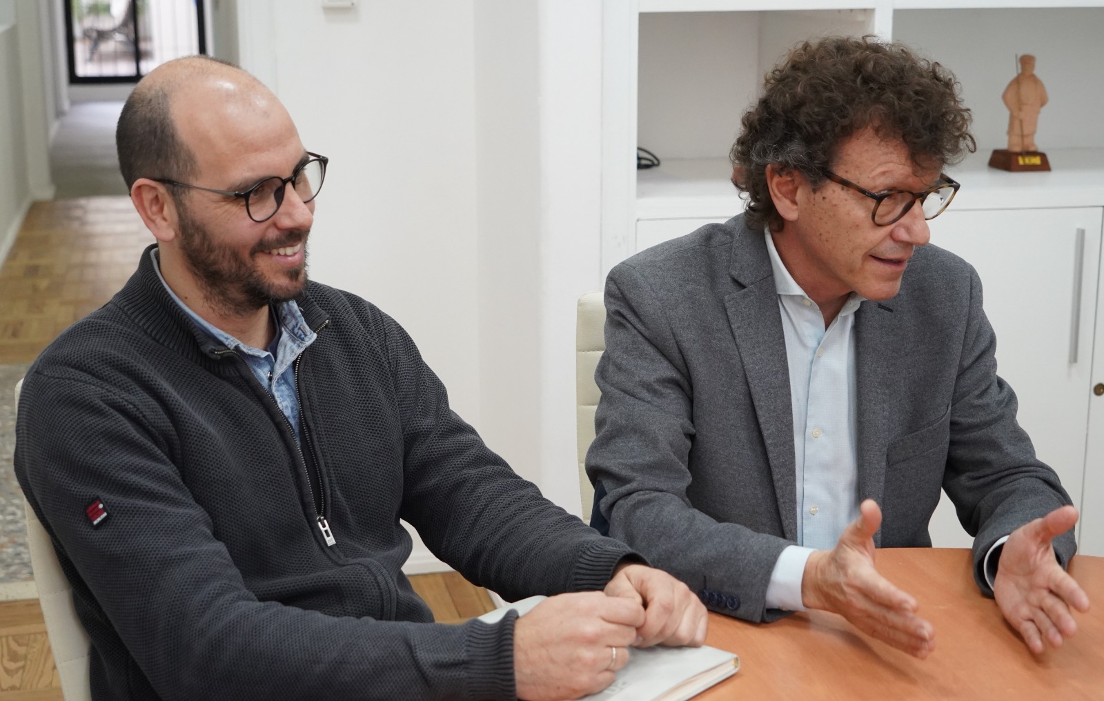 Gobierno de Canelones y Universidad CLAEH firmaron acuerdo de compromiso para consolidar y ampliar formación en gestión cultural a funcionarios Gobierno de Canelones y Universidad CLAEH firmaron acuerdo de compromiso para consolidar y ampliar formación en gestión cultural a funcionarios