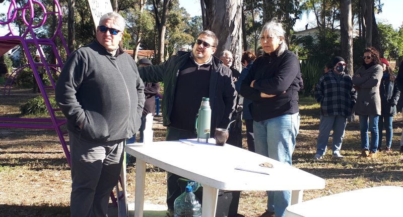 Experiencia piloto de entrega de composteras y equipamiento de reciclaje a hogares de Solymar Sur Experiencia piloto de entrega de composteras y equipamiento de reciclaje a hogares de Solymar Sur