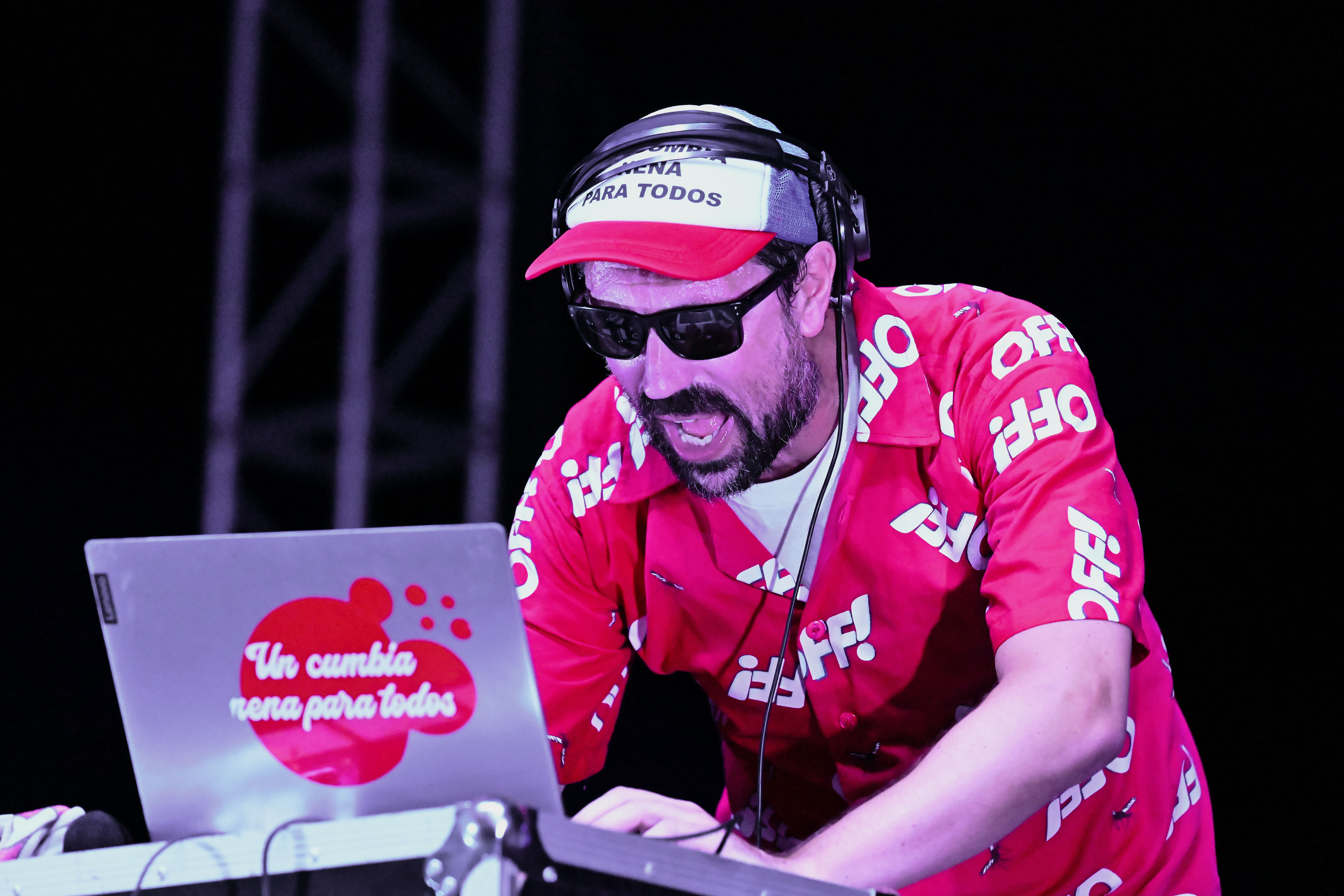 Con Buitres, Lu Ferreira y DJ Sanata, se vivió una nueva fecha de Canelones suena bien con más de 15.000 personas en Costa Azul