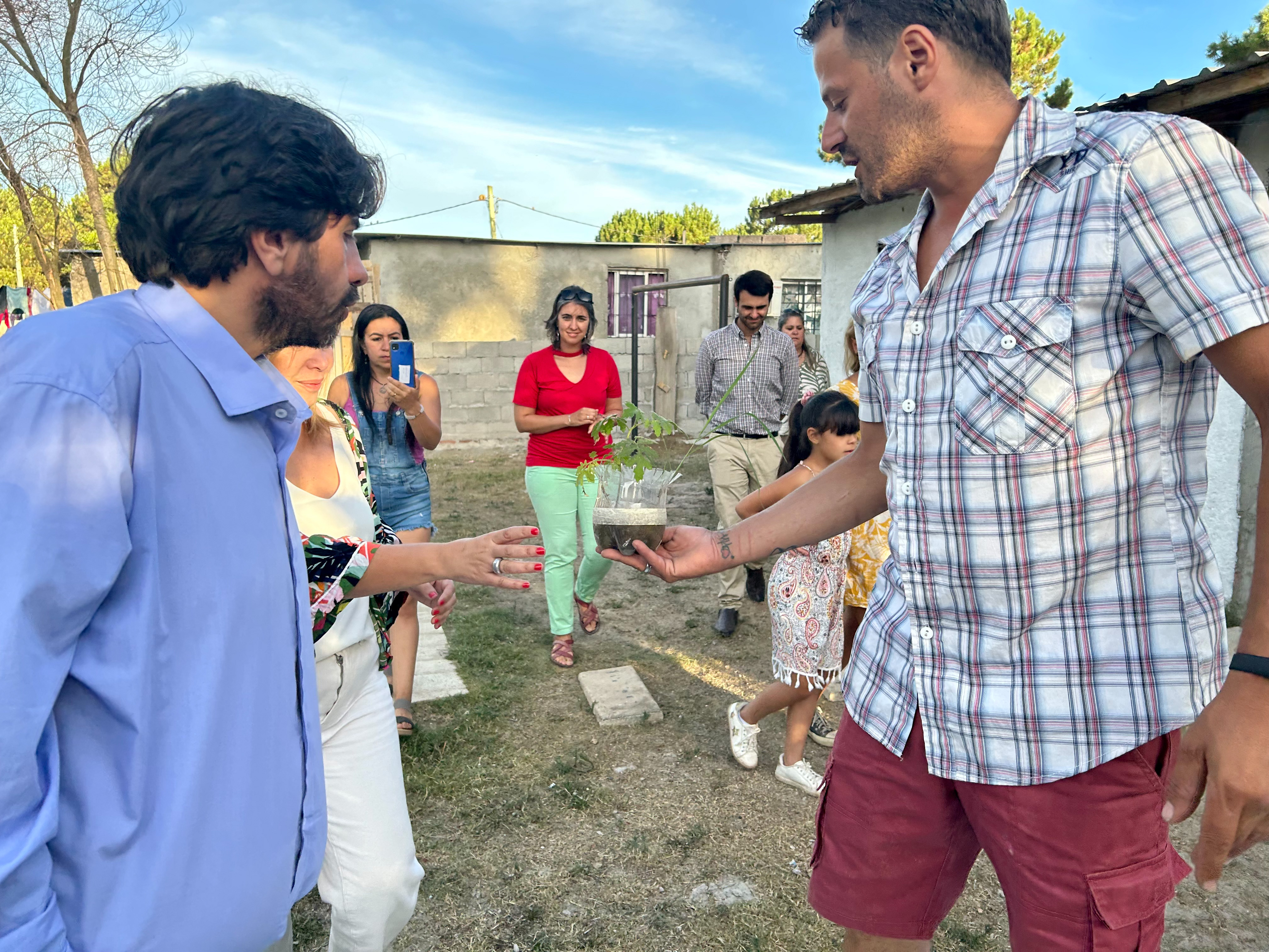 Intendencia de Canelones continúa apoyando a merenderos que trabajan con infancias Intendencia de Canelones continúa apoyando a merenderos que trabajan con infancias