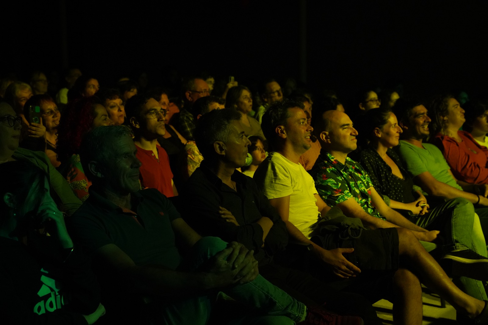 La Orquesta Departamental de Canelones presentó su show Jamaica en el Complejo Cultural Politeama