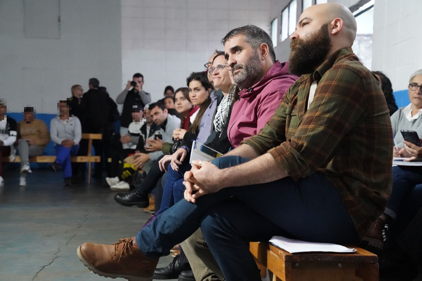En el Día Nacional del Libro se presentó El adentro y el afuera a través de mi ventana, libro realizado por personas privadas de libertad de la unidad N° 7 de Canelones En el Día Nacional del Libro se presentó El adentro y el afuera a través de mi ventana, libro realizado por personas privadas de libertad de la unidad N° 7 de Canelones