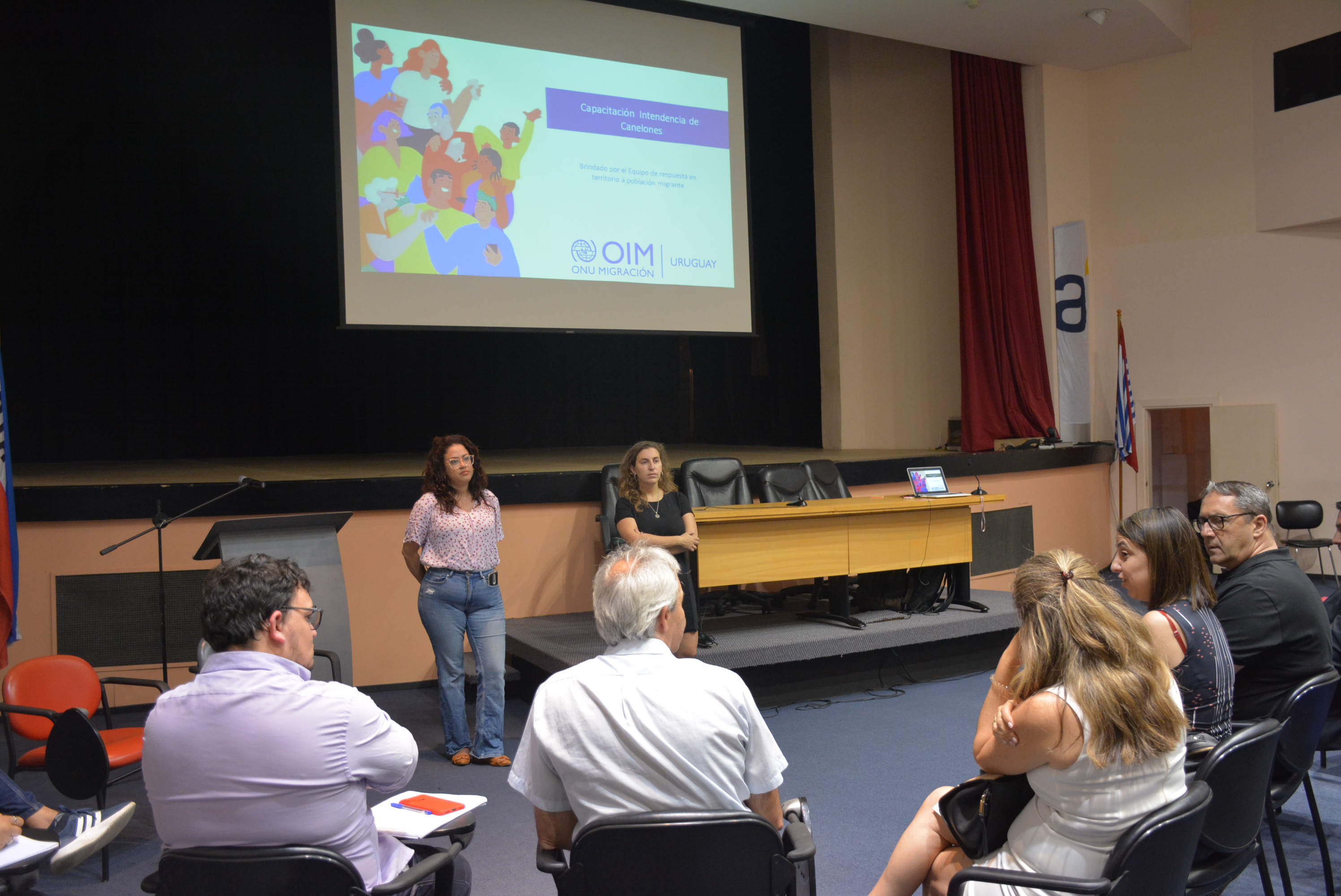 Taller de sensibilización sobre migración y política migratoria dirigidos a alcaldes, alcaldesas, funcionarios y funcionarias de municipios canarios.