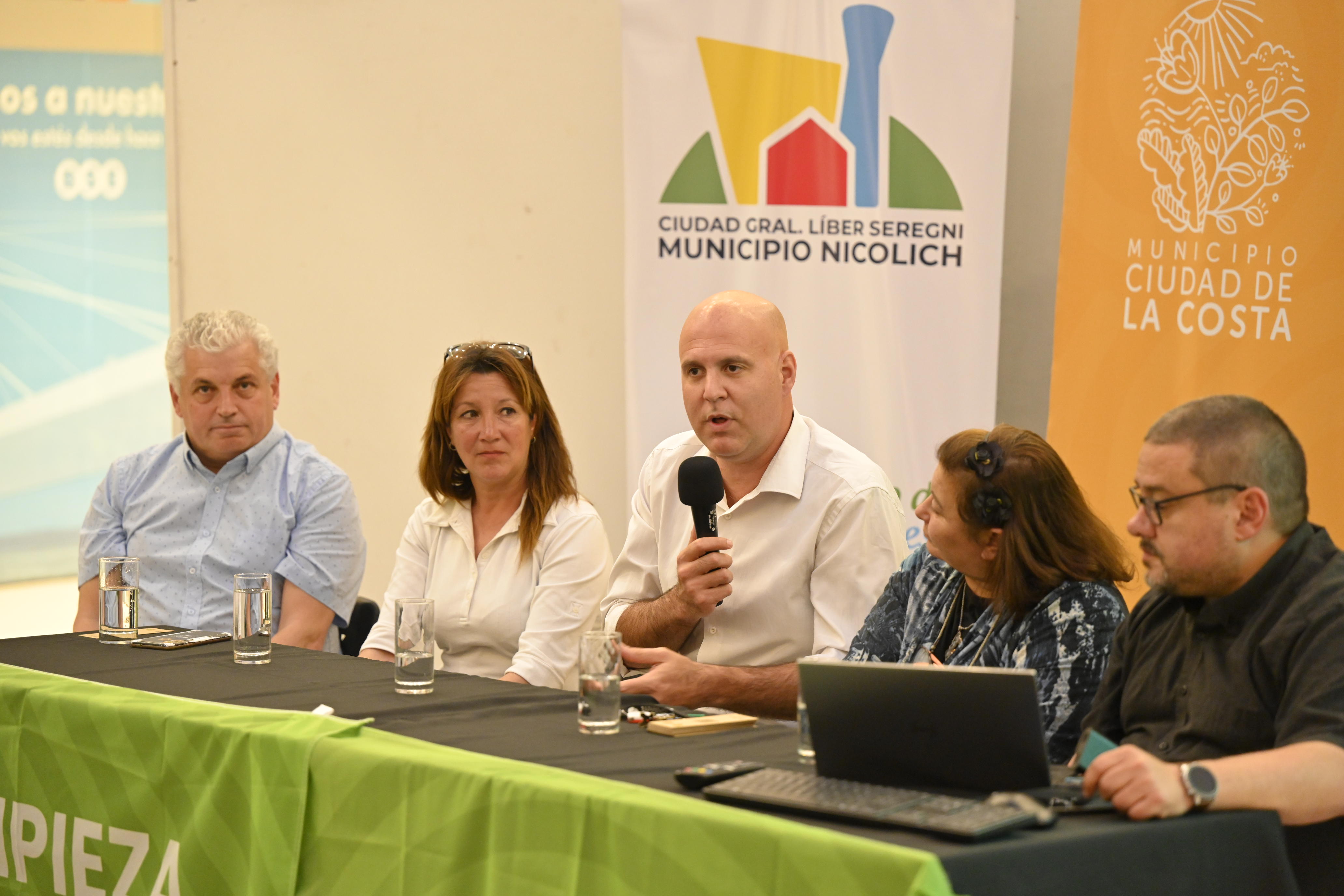 El Gobierno de Canelones continúa ejecutando el Plan Nacional de Limpieza y Gestión de Residuos El Gobierno de Canelones continúa ejecutando el Plan Nacional de Limpieza y Gestión de Residuos