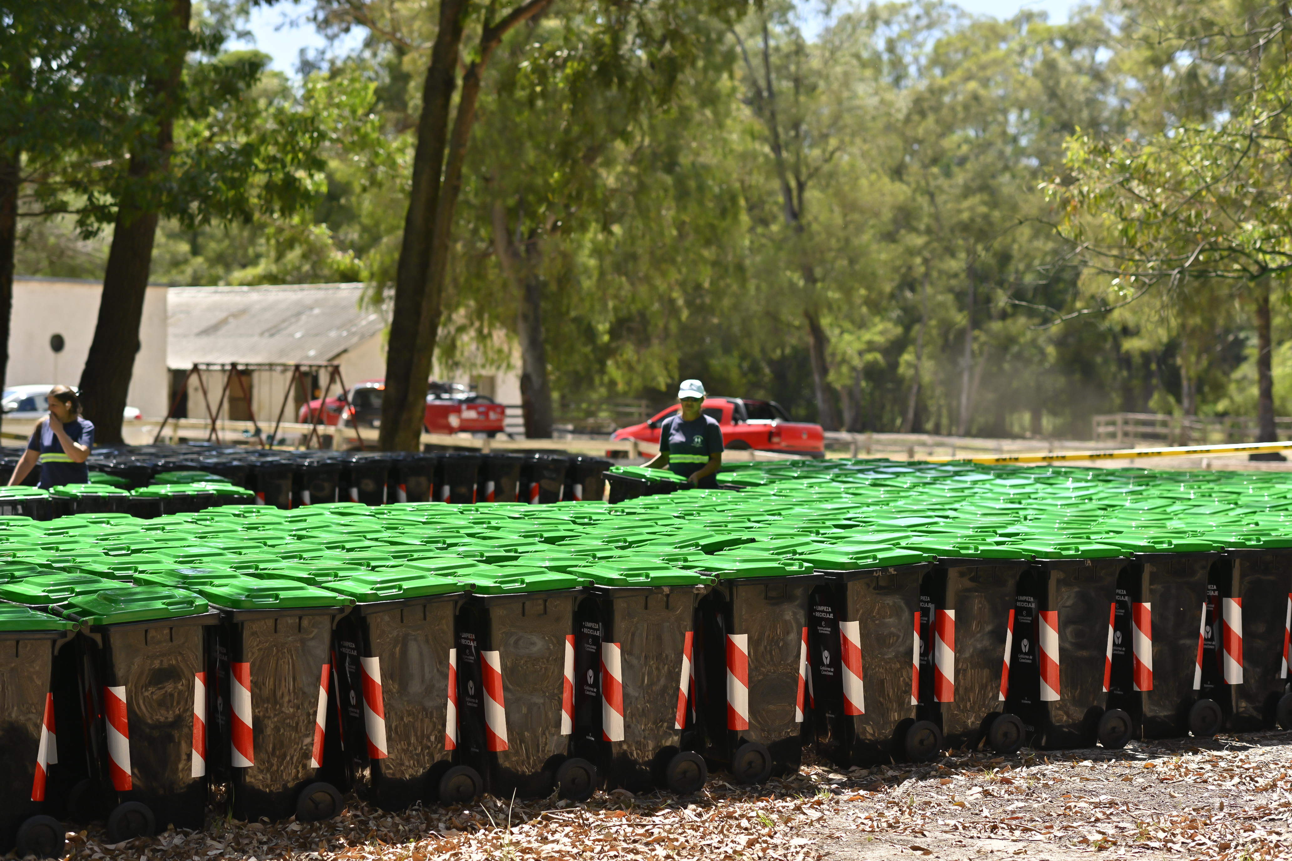 Gestión Ambiental entregó equipamiento para reciclaje domiciliario en Barra de Carrasco Gestión Ambiental entregó equipamiento para reciclaje domiciliario en Barra de Carrasco