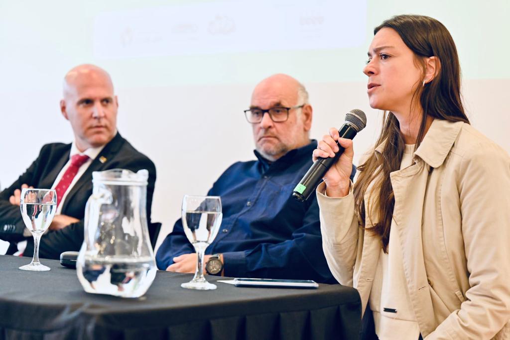 Se realizó el lanzamiento de ciclo teatral en homenaje a Atahualpa del Cioppo que recorrerá todo el departamento Se realizó el lanzamiento de ciclo teatral en homenaje a Atahualpa del Cioppo que recorrerá todo el departamento