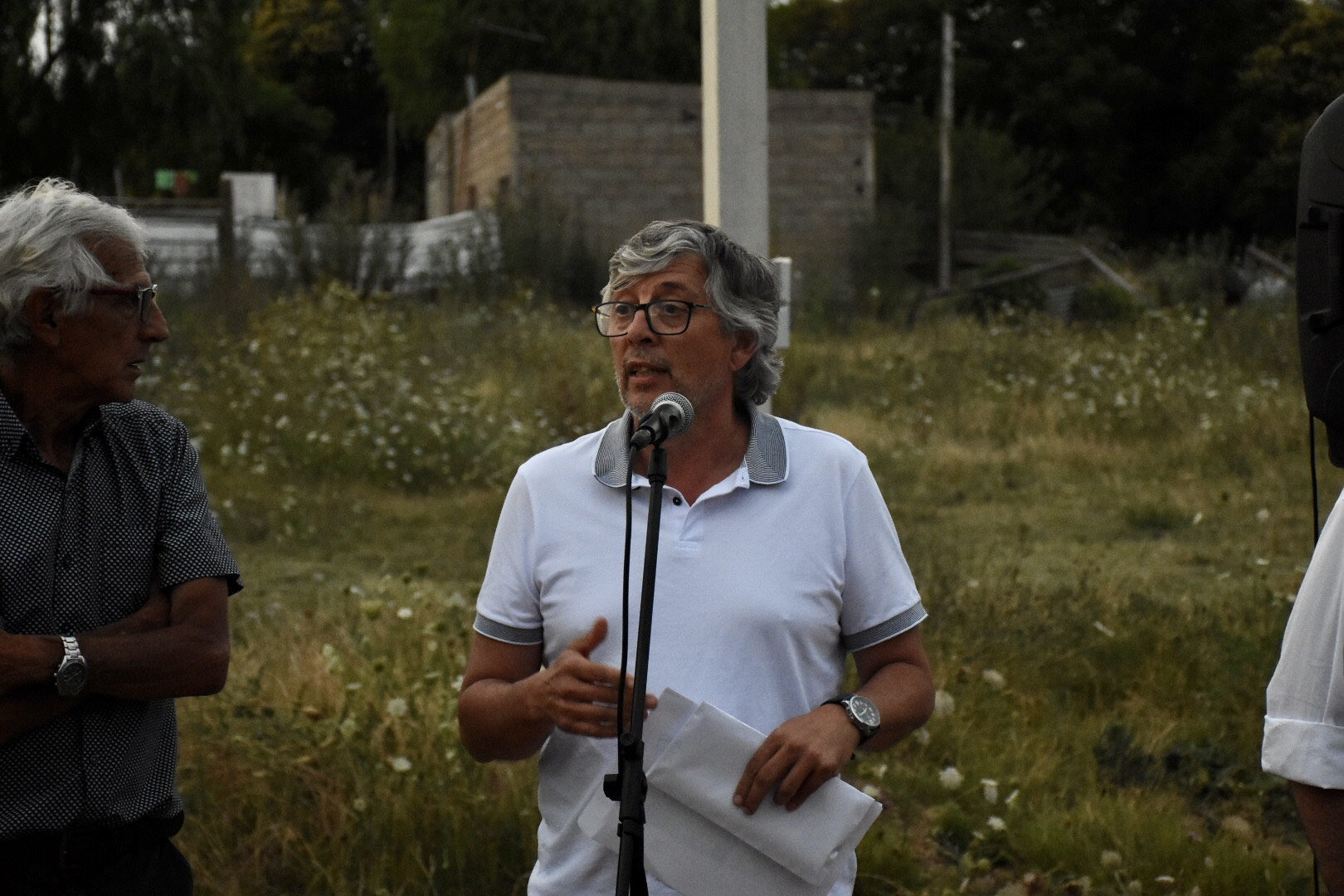 Alcalde de Las Piedras, Gustavo González, en la inauguración de luminarias en dicha ciudad Alcalde de Las Piedras, Gustavo González, en la inauguración de luminarias en dicha ciudad