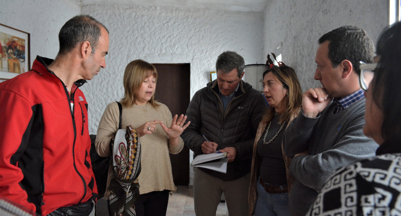 Autoridades de las intendencias de Canelones y Florida recorrieron el centro La Otra Esquina en Las Piedras