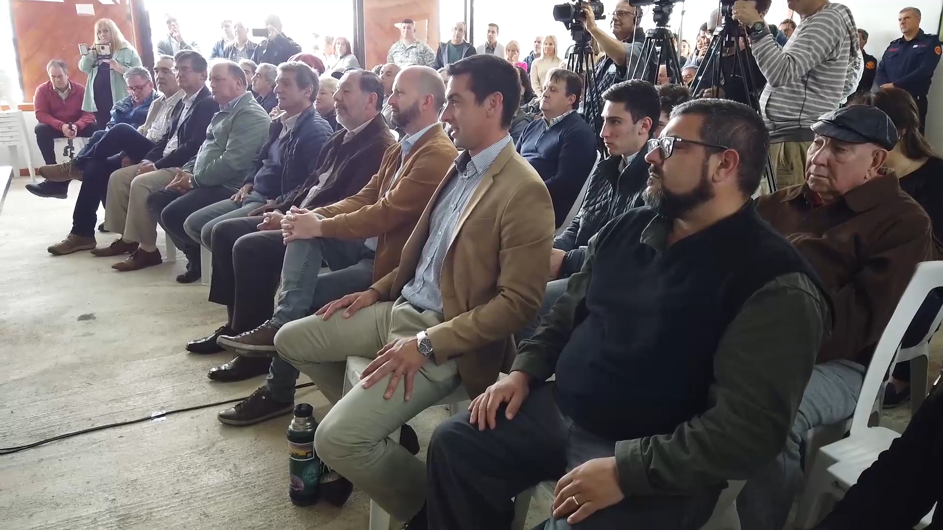 Autoridades Departamentales en el lanzamiento del 9no Abrazo del Solis