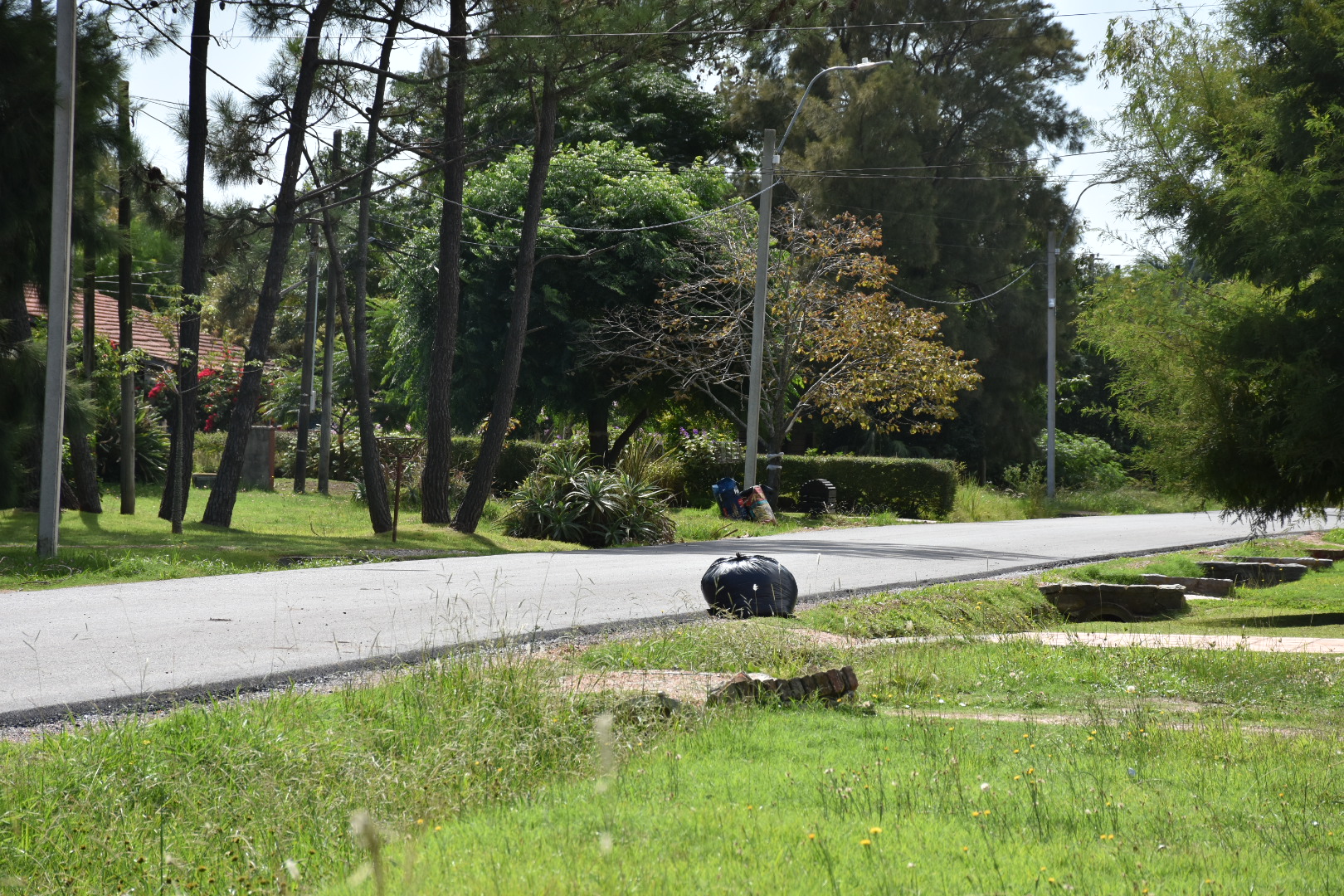 Avanzan obras de infraestructura vial en la calle Stella Maris de Ciudad de la Costa Avanzan obras de infraestructura vial en la calle Stella Maris de Ciudad de la Costa