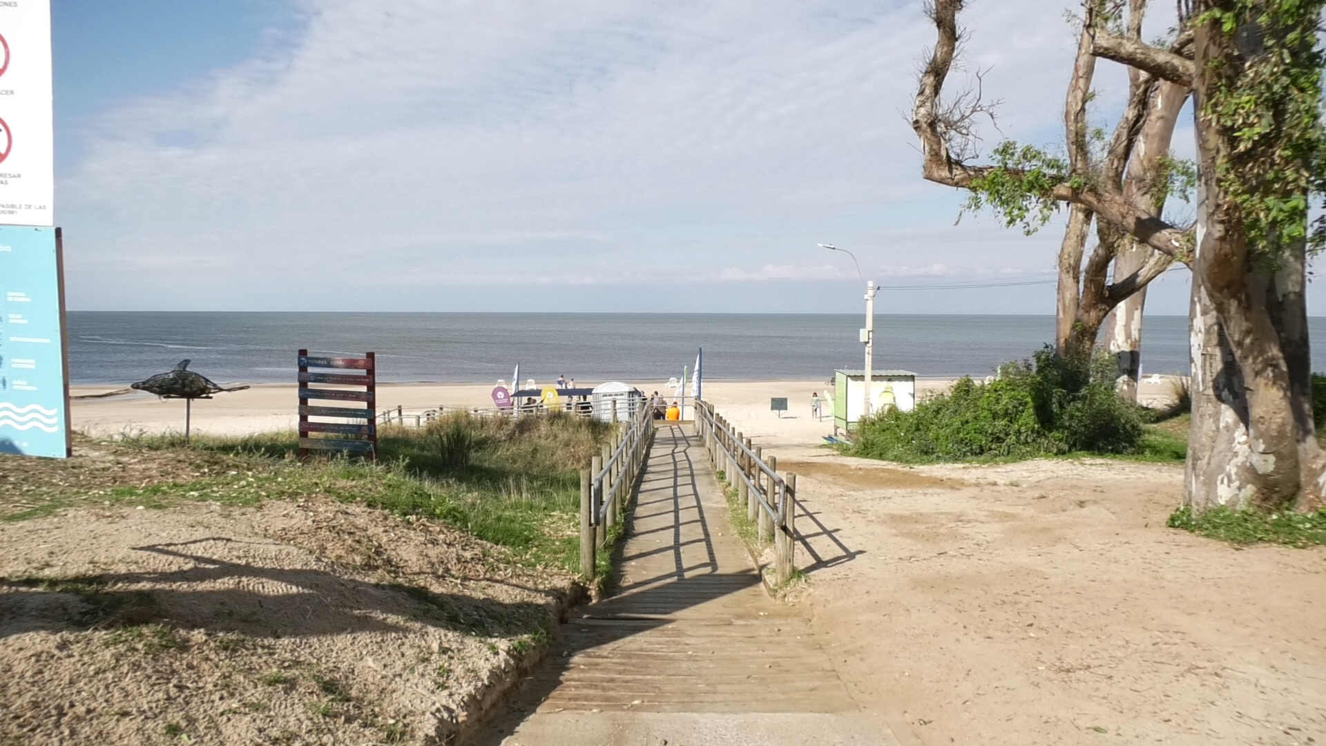 El programa de accesibilidad al mar que lleva adelante la Intendencia de Canelones es un modelo aplicable a otras zonas del país El programa de accesibilidad al mar que lleva adelante la Intendencia de Canelones es un modelo aplicable a otras zonas del país