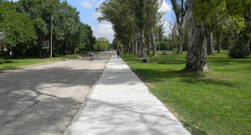Caminería en Parque de Santa Lucía Caminería en Parque de Santa Lucía