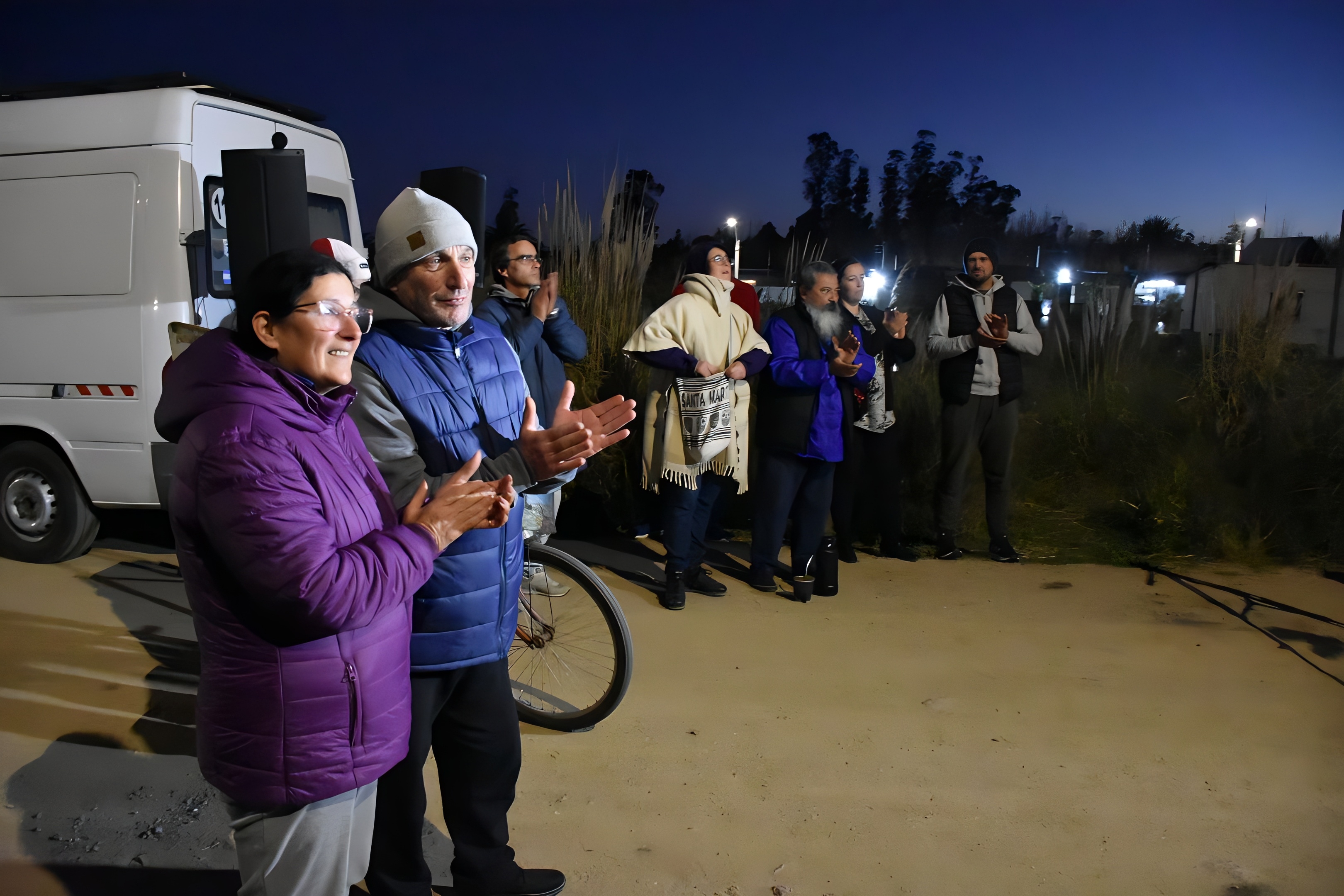 Se inauguraron 70 nuevas luminarias en el barrio Colina Verde de Suárez Se inauguraron 70 nuevas luminarias en el barrio Colina Verde de Suárez