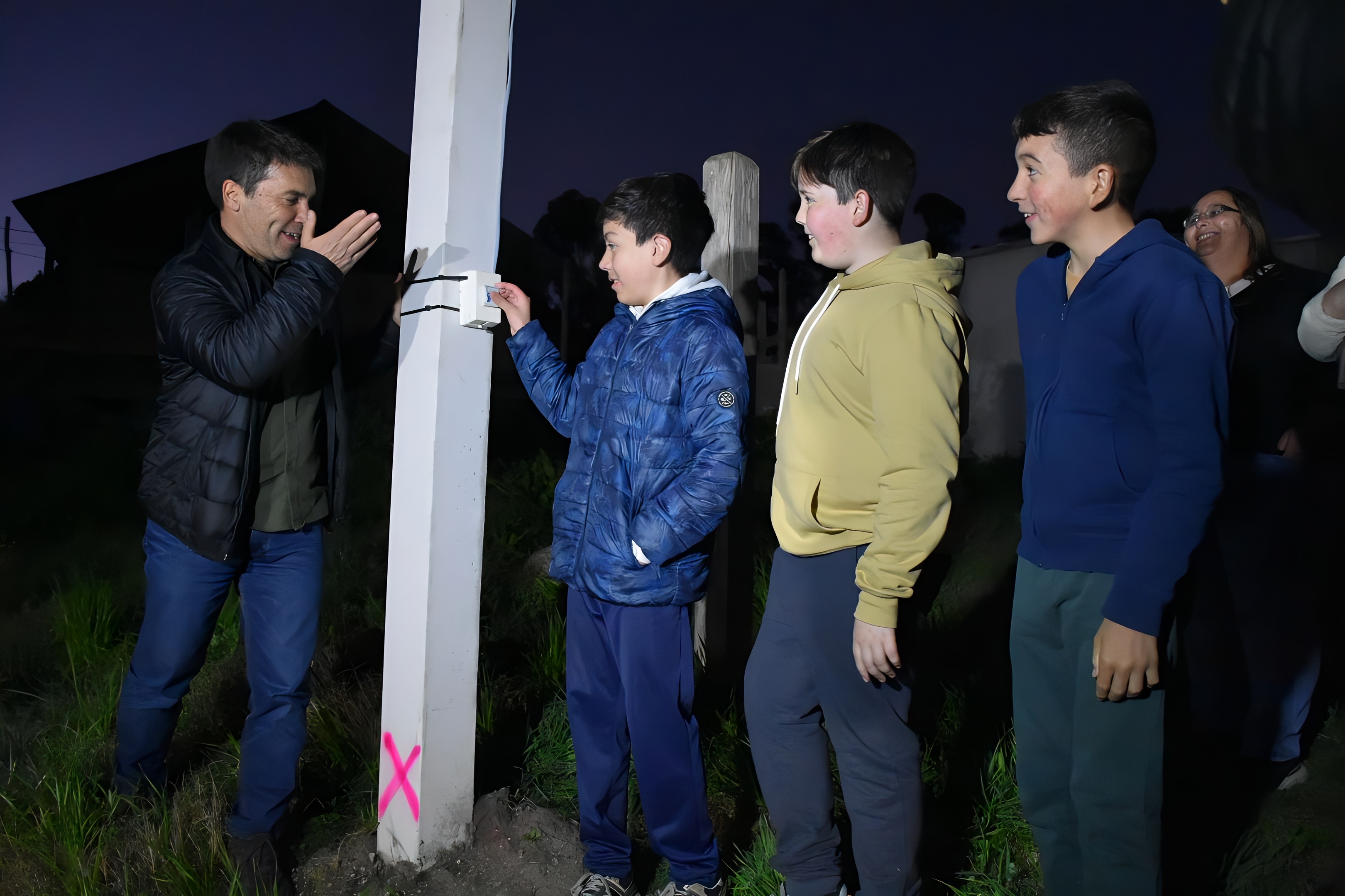 Se inauguraron 70 nuevas luminarias en el barrio Colina Verde de Suárez Se inauguraron 70 nuevas luminarias en el barrio Colina Verde de Suárez