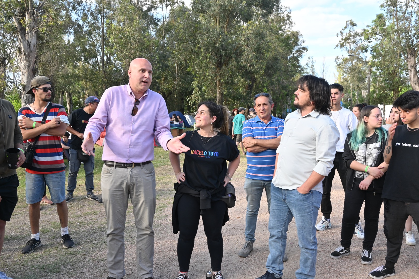 De izquierda a derecha Secretario General Francisco Legnani, Responsable del Área de Juventud Nataly Zalkind, Responsable de Gabinete Institucional Predro Irigon