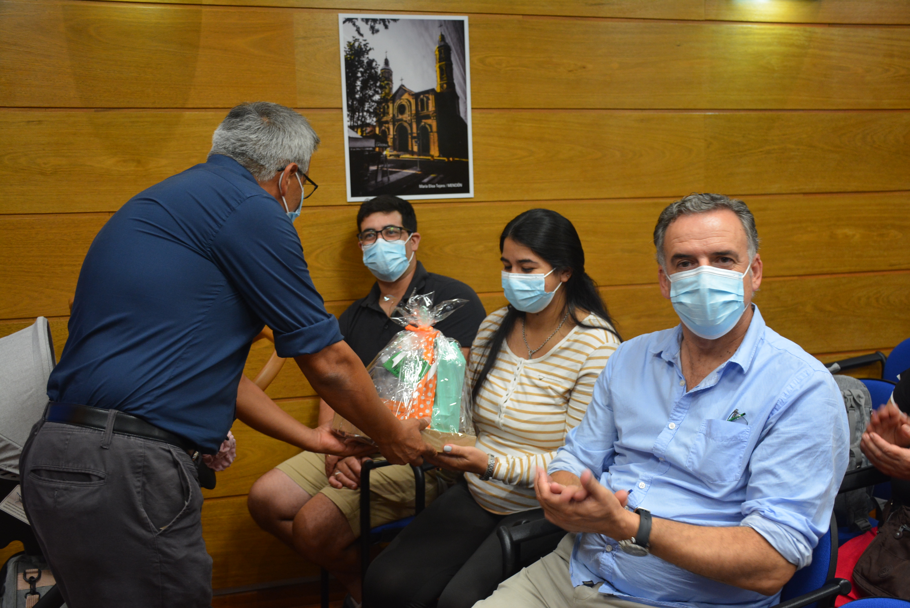 Intendente Orsi participó de entrega de kits de acompañamiento y bienvenida en el área de maternidad de Comeca, en el marco del programa 1000 días de igualdad Intendente Orsi participó de entrega de kits de acompañamiento y bienvenida en el área de maternidad de Comeca, en el marco del programa 1000 días de igualdad