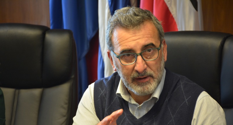 El Intendente Yamandú Orsi mantuvo una reunión de trabajo con el Coordinador Residente de Naciones Unidas en Uruguay, Pablo Ruiz Hiebra El Intendente Yamandú Orsi mantuvo una reunión de trabajo con el Coordinador Residente de Naciones Unidas en Uruguay, Pablo Ruiz Hiebra