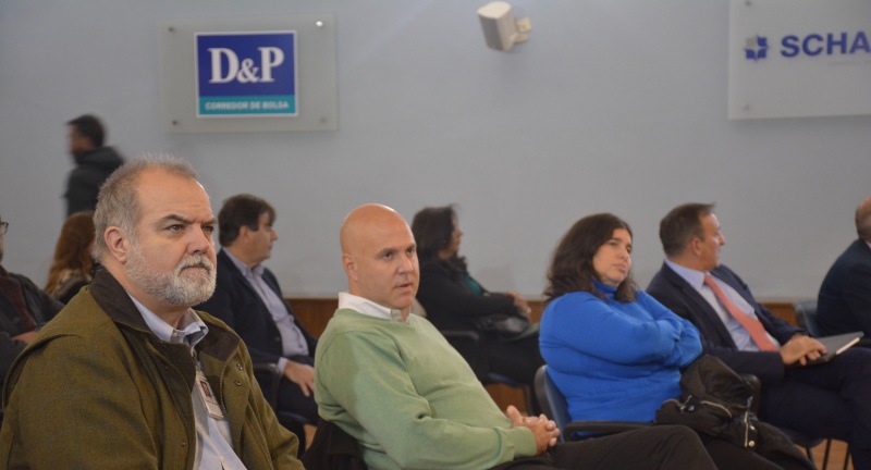 Evento de adhesión al compromiso por la inclusión de personas con discapacidad en la Cámara de Comercio y Servicios del Uruguay. Evento de adhesión al compromiso por la inclusión de personas con discapacidad en la Cámara de Comercio y Servicios del Uruguay.