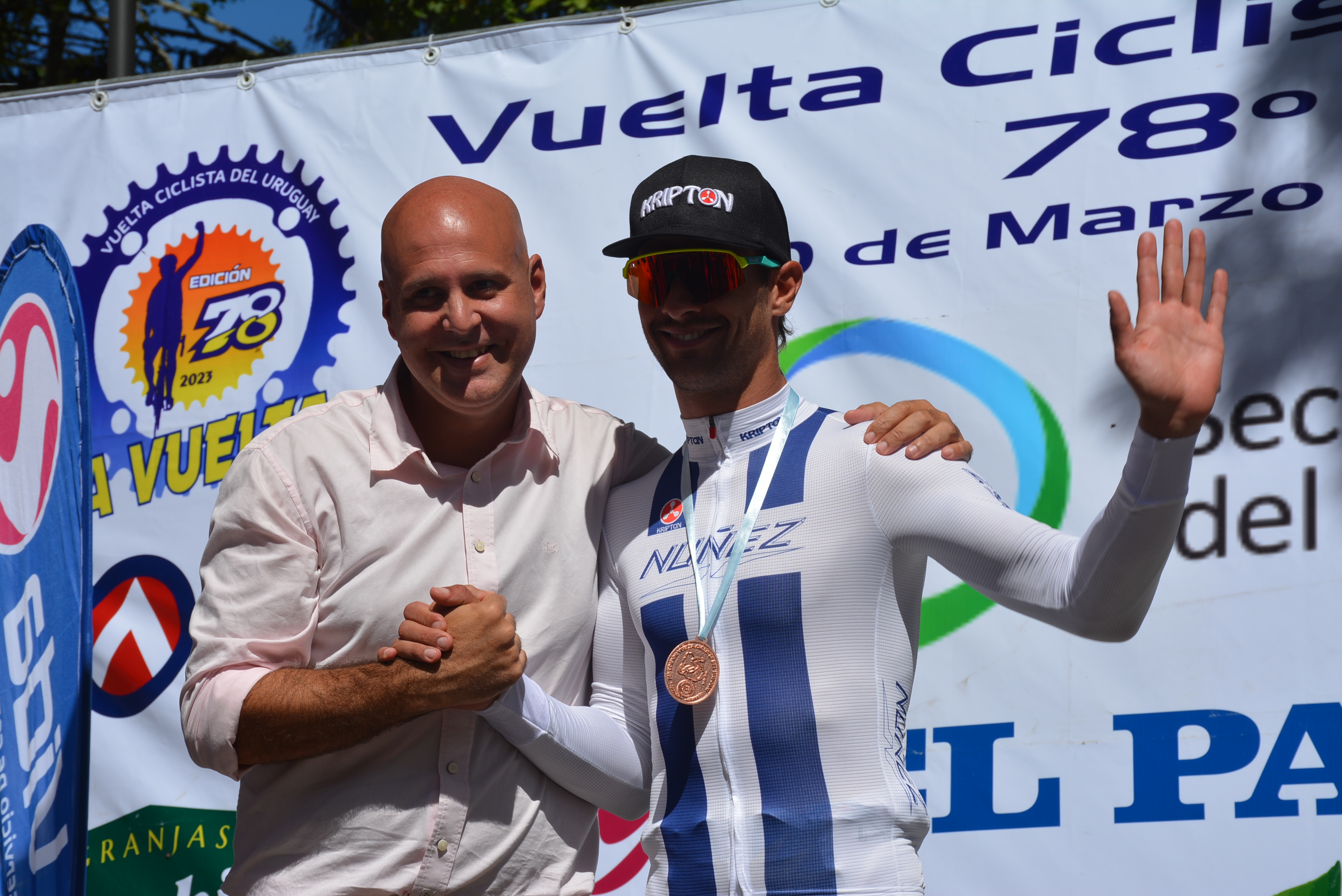 Vuelta Ciclista 2023: llegada de la primera etapa y podio en ciudad de Canelones Vuelta Ciclista 2023: llegada de la primera etapa y podio en ciudad de Canelones
