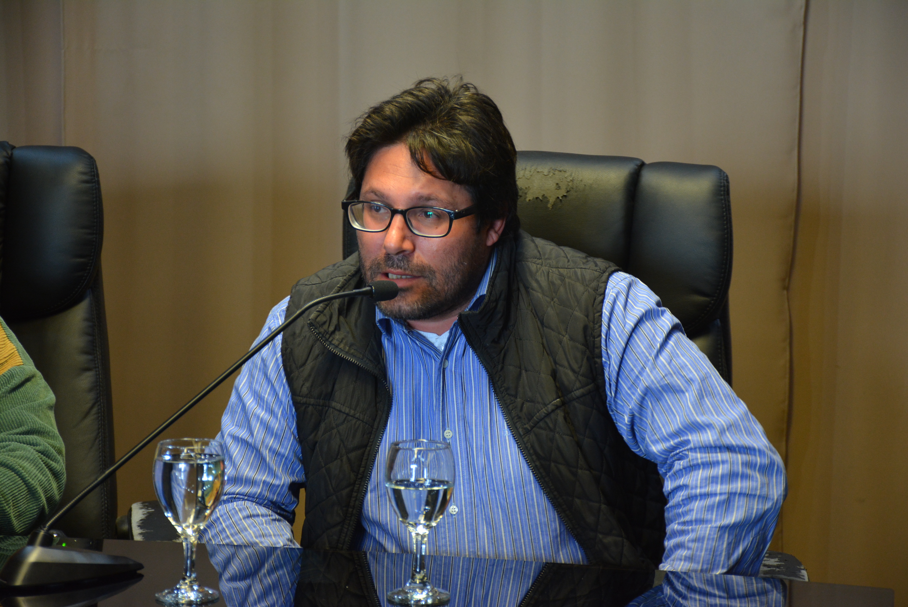 Dirigente de UNATRA, Germán González, en el lanzamiento del Día Nacional del Trabajador y la Trabajadora Rural, que se celebrará en Canelones. Dirigente de UNATRA, Germán González, en el lanzamiento del Día Nacional del Trabajador y la Trabajadora Rural, que se celebrará en Canelones.