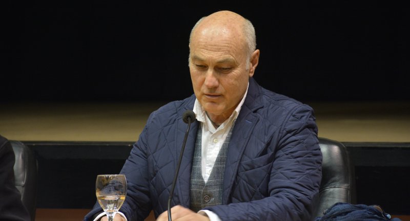 El abogado y docente Germán Aller, en el conversatorio Los nuevos desafíos en la prevención del delito, en la Sala Lumiére de la ciudad de Canelones. El abogado y docente Germán Aller, en el conversatorio Los nuevos desafíos en la prevención del delito, en la Sala Lumiére de la ciudad de Canelones.