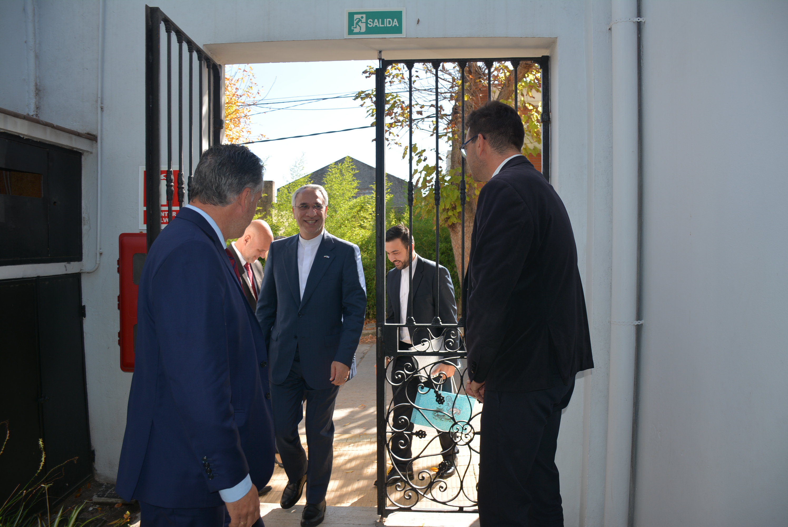 Intendente Orsi recibió al Embajador de la República Islámica de Irán en Uruguay, Javad Heidari Intendente Orsi recibió al Embajador de la República Islámica de Irán en Uruguay, Javad Heidari