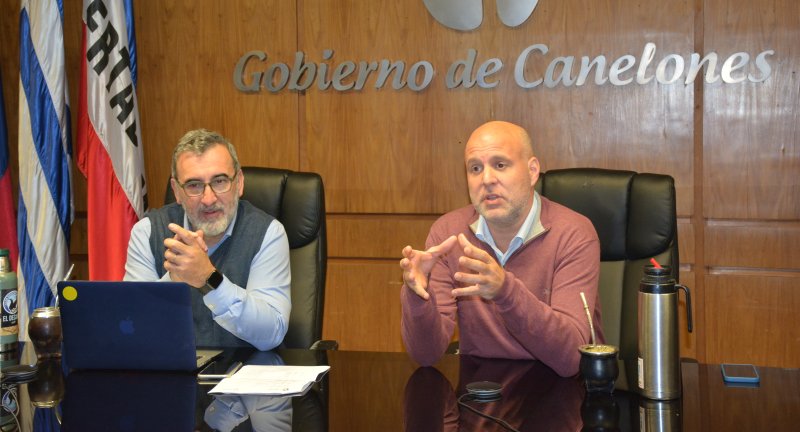 El Director de Relaciones Internacionales de Canelones, Edison Lanza, y el Secretario General de la Intendencia de Canelones, Francisco Legnani, en diálogo bilateral entre el Gobiernos de Canelones y Quilmes.. El Director de Relaciones Internacionales de Canelones, Edison Lanza, y el Secretario General de la Intendencia de Canelones, Francisco Legnani, en diálogo bilateral entre el Gobiernos de Canelones y Quilmes.