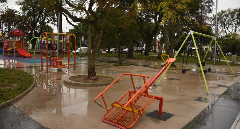 Sauce celebró la inauguración de las obras de remodelación de su plaza principal