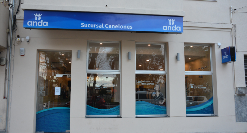 El Intendente Orsi participó de la inauguración del nuevo local de Anda Canelones El Intendente Orsi participó de la inauguración del nuevo local de Anda Canelones