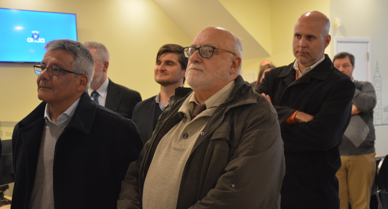 El Alcalde de Canelones, Darío Pimienta, el Presidente de la Junta Departamental de Canelones, Juan Ripoll, y el Secretario General de la Intendencia, Dr. Esc. Francusco Legnani, en la inauguración de la nueva sucursal de la ciudad de Canelones 