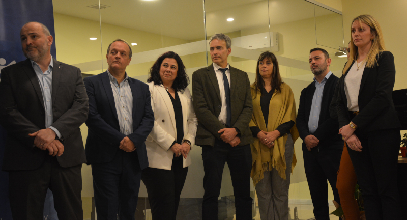 El Intendente Orsi participó de la inauguración del nuevo local de Anda Canelones El Intendente Orsi participó de la inauguración del nuevo local de Anda Canelones