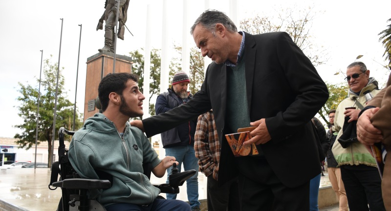 Sauce celebró la inauguración de las obras de remodelación de su plaza principal