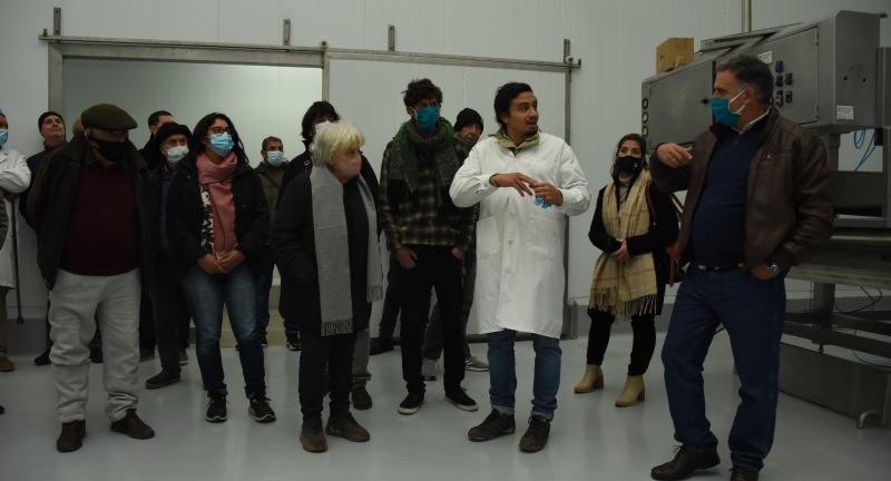 Recorrida del Intendente de Canelones, Yamandú Orsi, por la planta de Urulact en el Día del Trabajador de la Industria Láctea Recorrida del Intendente de Canelones, Yamandú Orsi, por la planta de Urulact en el Día del Trabajador de la Industria Láctea