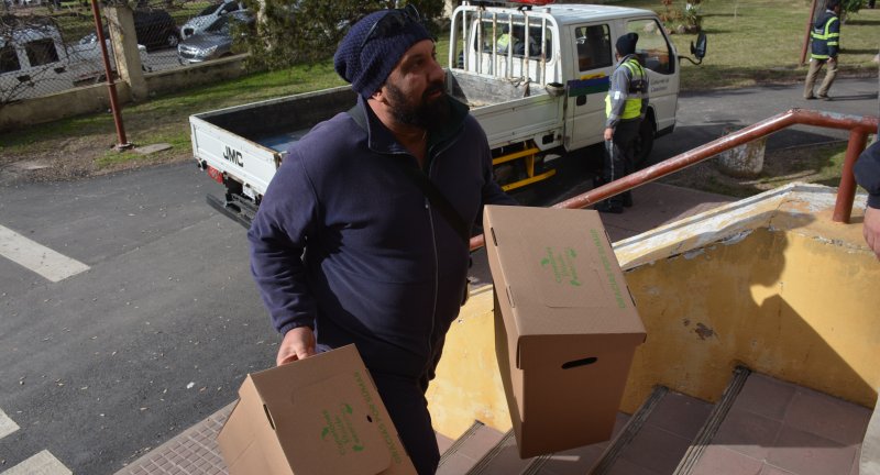 Se relanzó el Programa Ecoficinas en el Centro Canario de la ciudad de Canelones Se relanzó el Programa Ecoficinas en el Centro Canario de la ciudad de Canelones