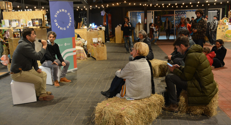 Charla sobre Industrias Creativas en Canelones, que se llevó a cabo en el Pabellón de Canelones de la Expo Prado 2022. Charla sobre Industrias Creativas en Canelones, que se llevó a cabo en el Pabellón de Canelones de la Expo Prado 2022.