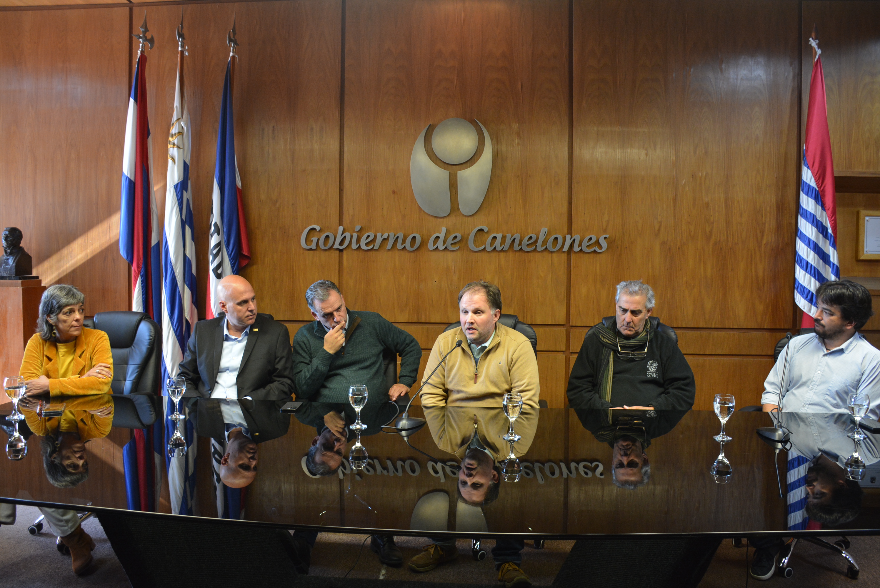Intendencia y ADEOM Canelones firmaron acuerdo de actuación para el desarrollo del Programa de prevención de consumo de alcohol y otras drogas Intendencia y ADEOM Canelones firmaron acuerdo de actuación para el desarrollo del Programa de prevención de consumo de alcohol y otras drogas