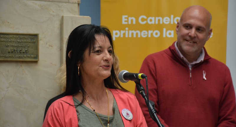Presidenta del grupo PPAMA, Marlene Luzardo, en el lanzamiento de agenda de actividades en el marco del mes de la prevención del cáncer de mama Presidenta del grupo PPAMA, Marlene Luzardo, en el lanzamiento de agenda de actividades en el marco del mes de la prevención del cáncer de mama