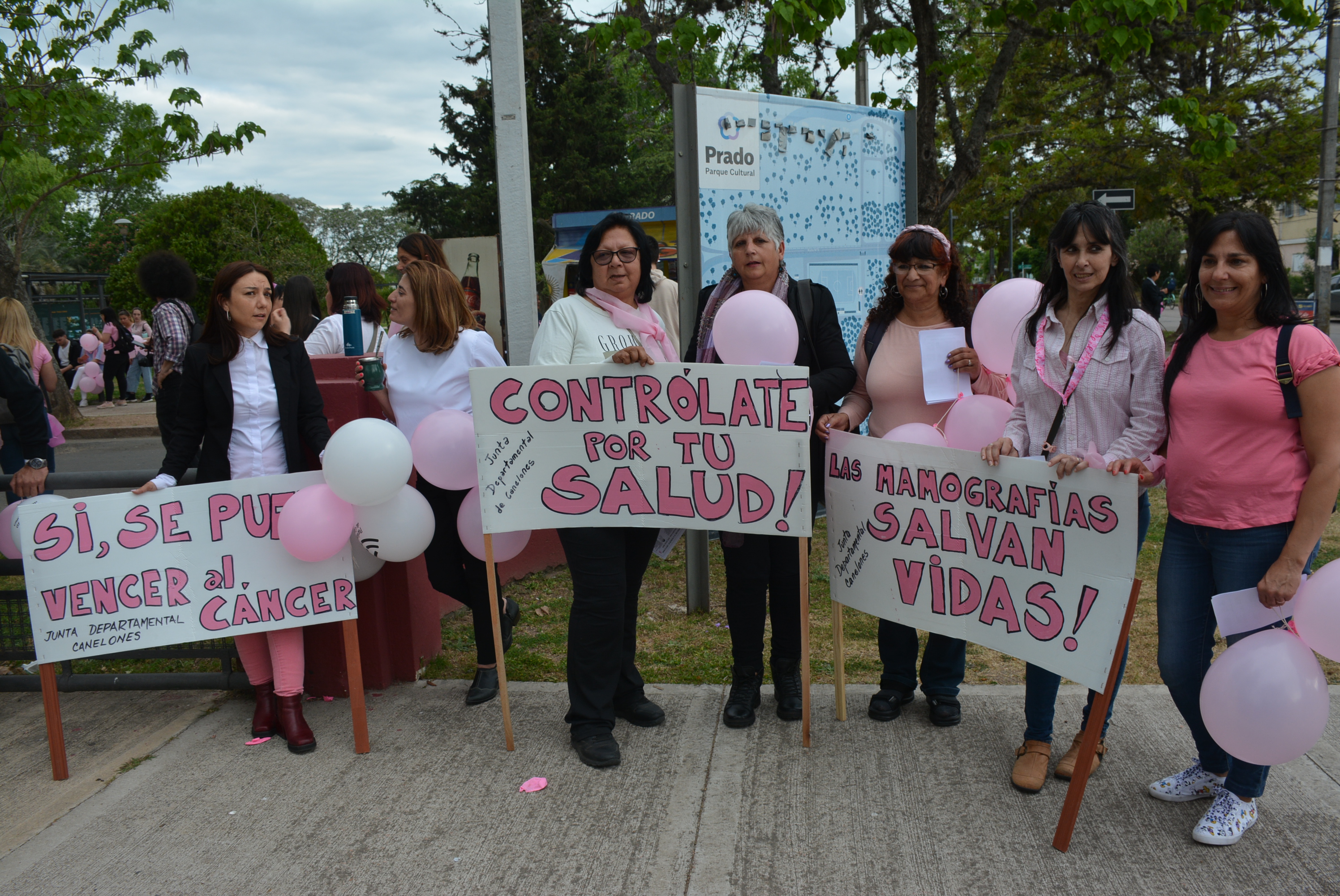 Canelones marchó en conmemoración del Día Mundial de Lucha Contra el Cáncer de Mama Canelones marchó en conmemoración del Día Mundial de Lucha Contra el Cáncer de Mama