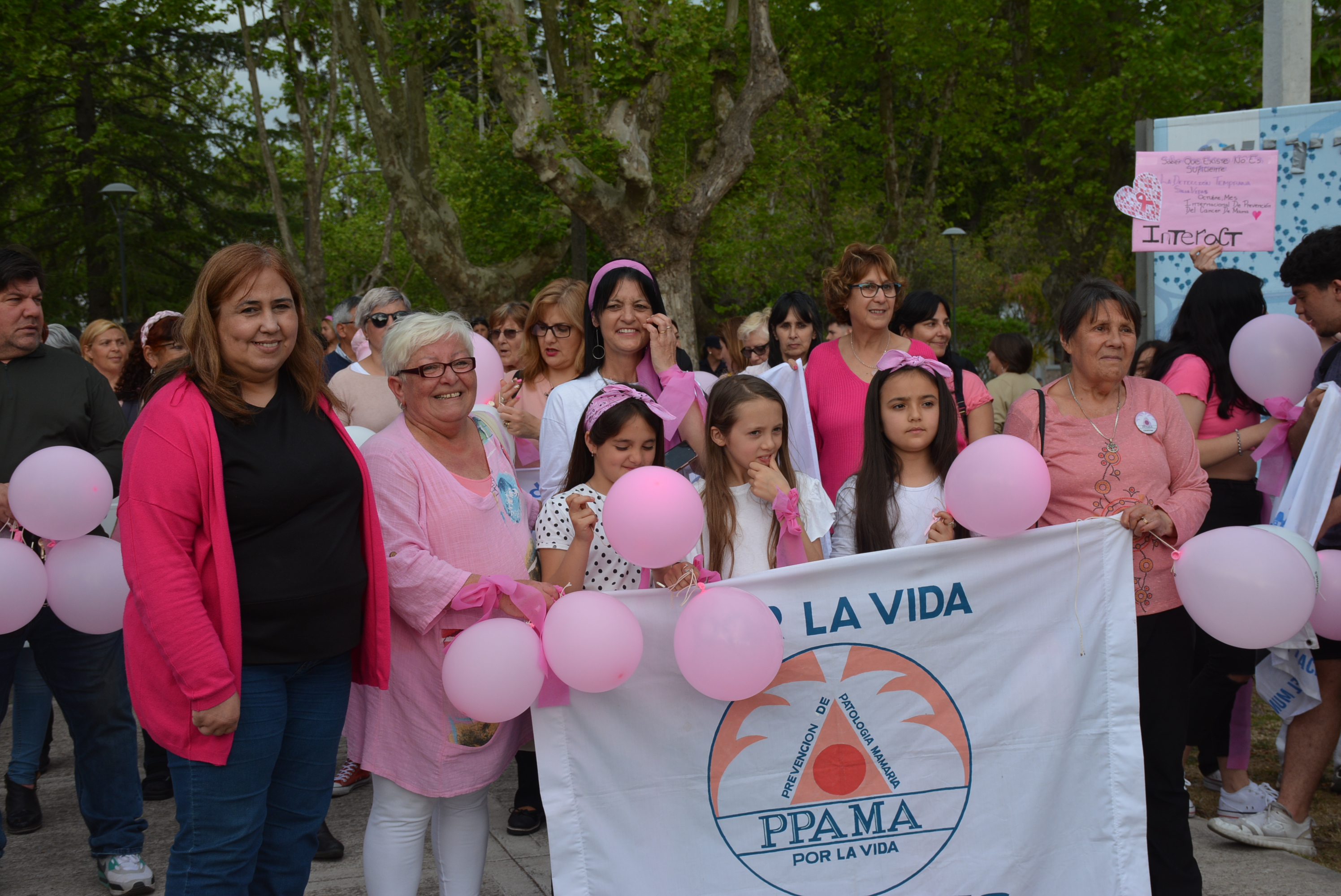 Canelones marchó en conmemoración del Día Mundial de Lucha Contra el Cáncer de Mama Canelones marchó en conmemoración del Día Mundial de Lucha Contra el Cáncer de Mama